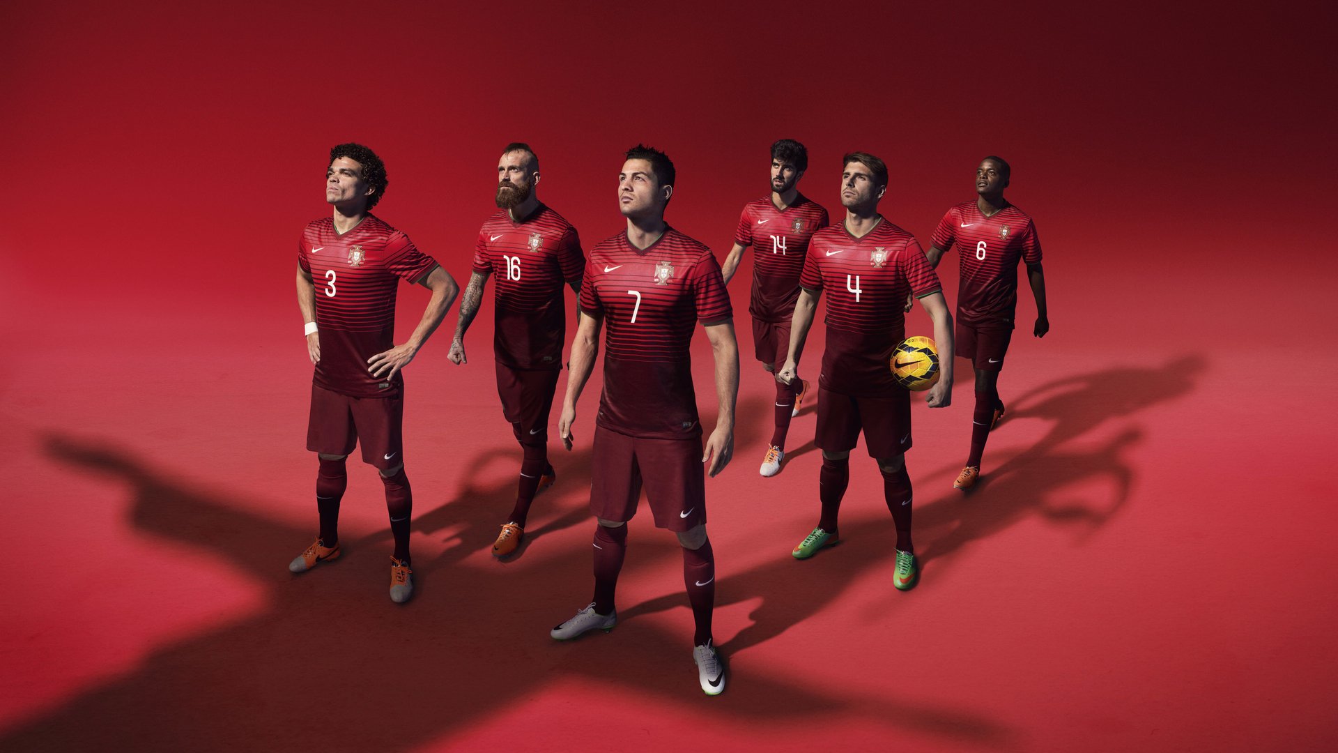 开云入口-赛场上“绝佳配合”的背后：团队合作的艺术，团队完美配合